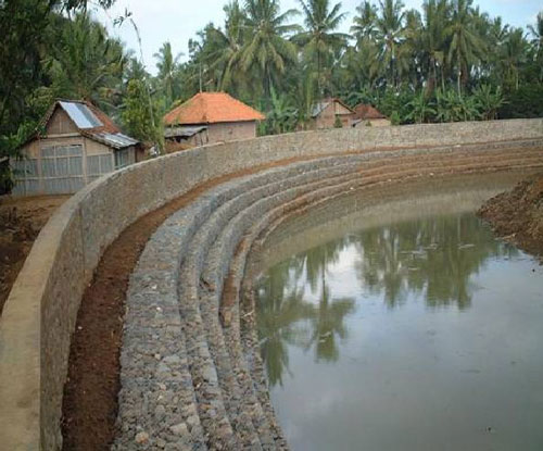 抗洪石笼网箱 河道护坡雷诺护垫 格宾挡墙 PVC雷诺护垫