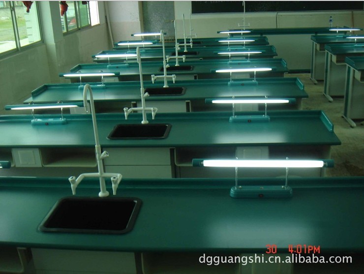 小学科学实验室设备