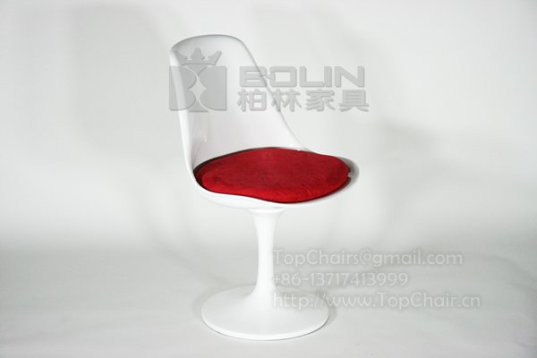 郁金香椅子(Tulip Side Chair)