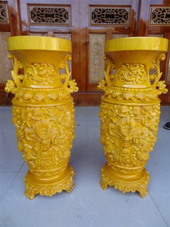 榧木九龙花瓶